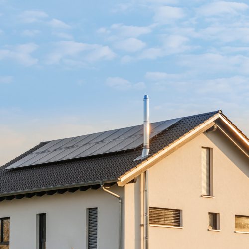 Solar,Panels,On,The,Roof,Of,The,Modern,House